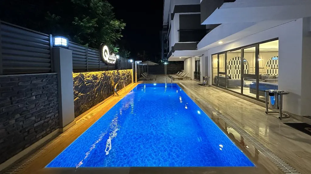 Pool, Quality Gold Suit, Antalya