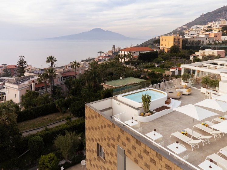 Domo 20 Hotel Rooftop, Naples