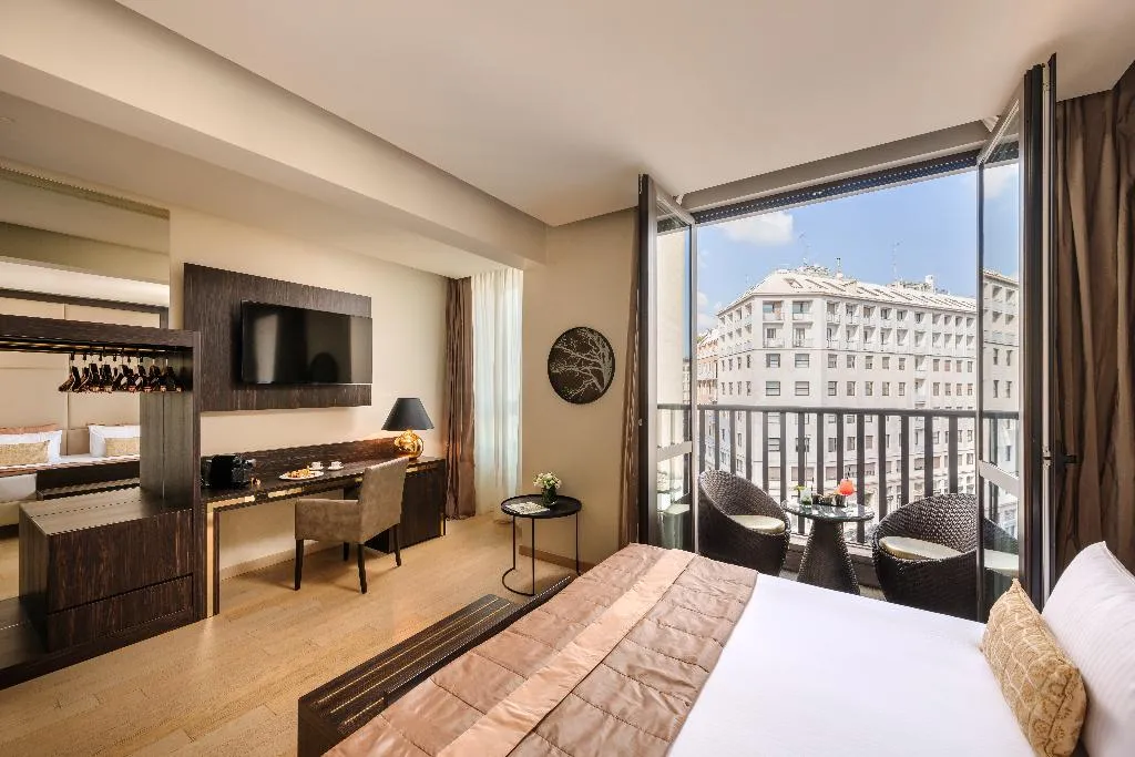 Double or Twin WITH BALCONY Room, The Square Milano Duomo, Milan