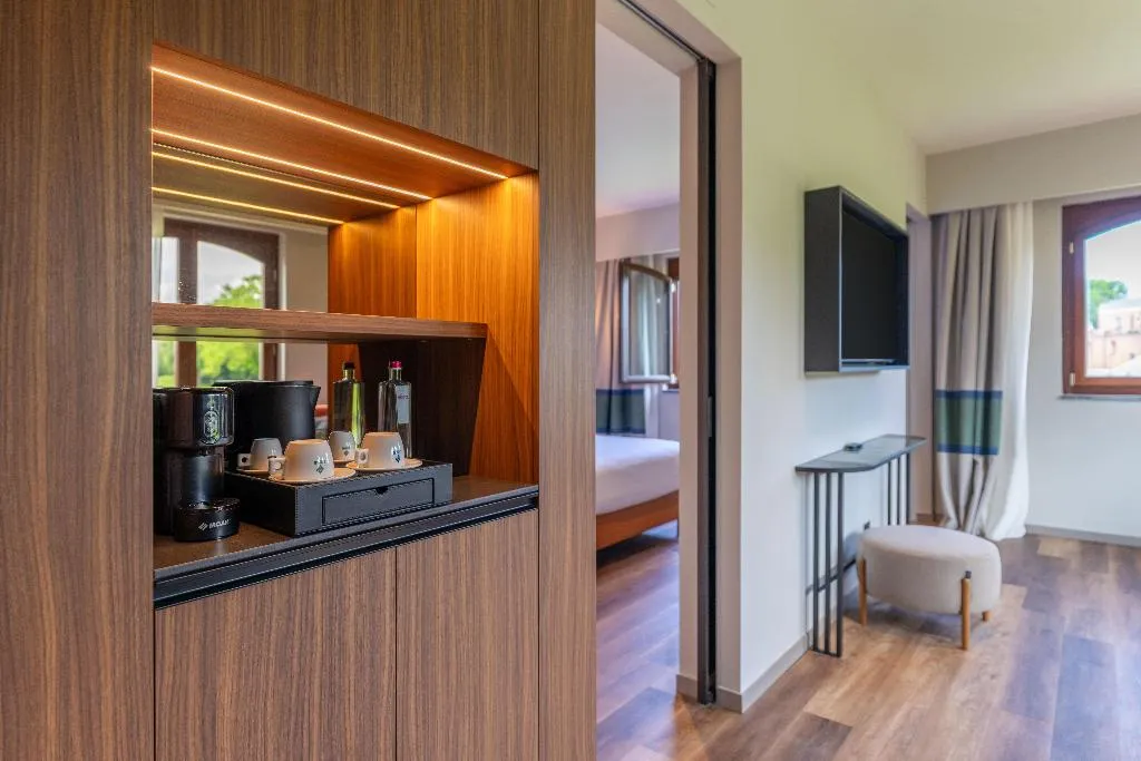 SUITE ONE BEDROOM Room, Picciolo Etna Golf Resort & Spa, Curio Collection, Catania