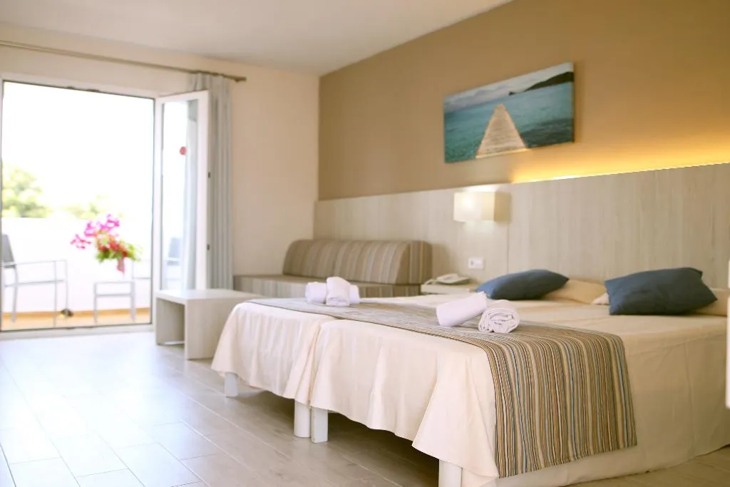 STUDIO STANDARD Room, Hotel Club Es Talaial, Majorca