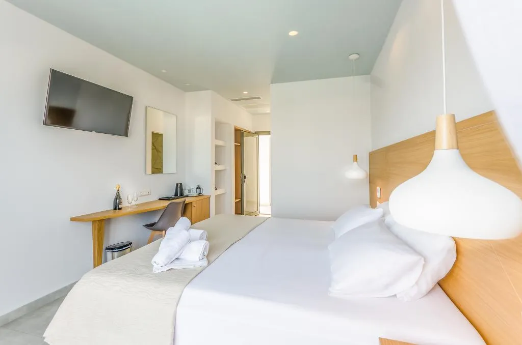 Double or Twin SUPERIOR SEA VIEW Room, Anna Maria Village, Crete