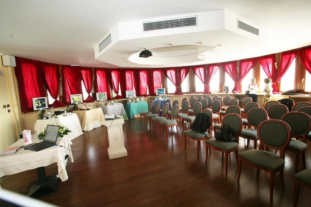 Conferences, Il Castelletto, Milan