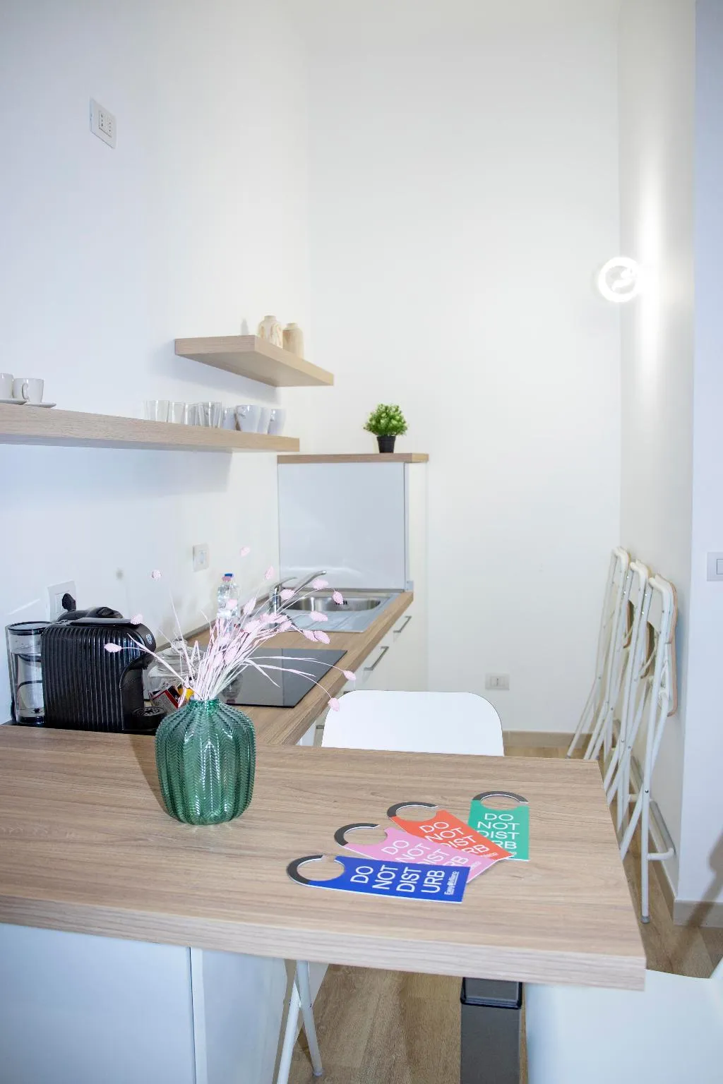 STUDIO CAPACITY 4 Room, Easy Apartment Navigli, Milan