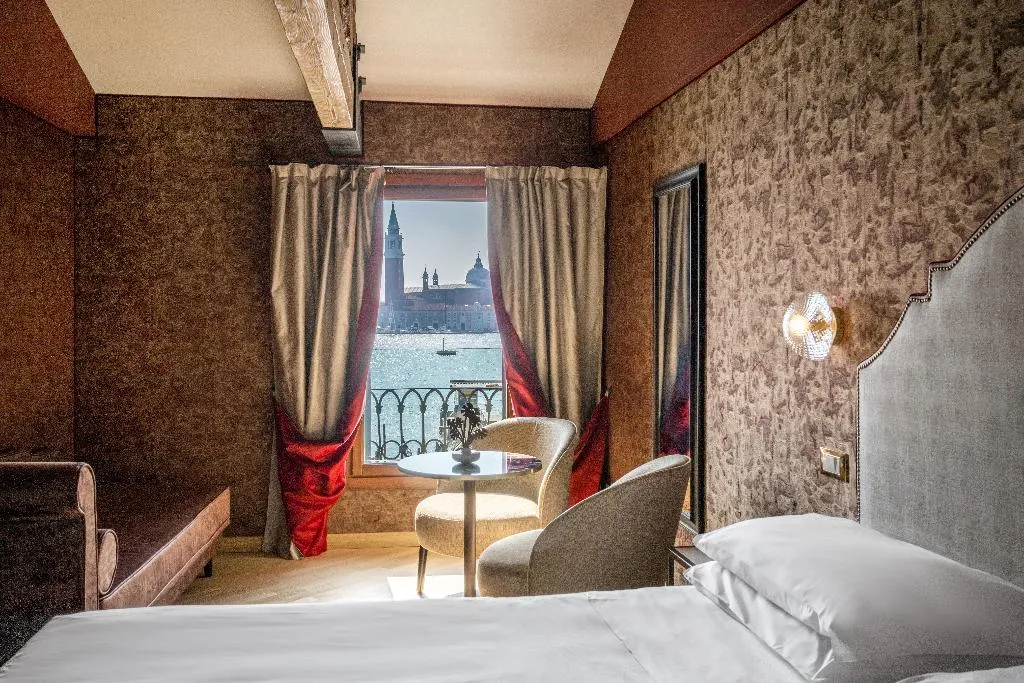 DOUBLE DELUXE LAGOON VIEW Room, Paganelli, Venice