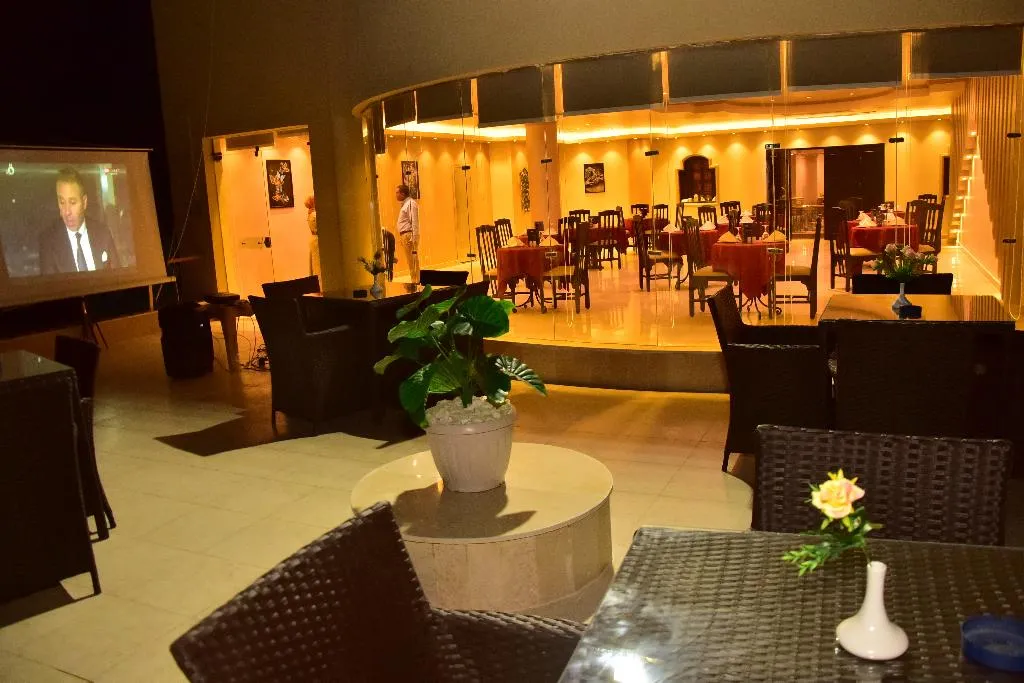 Restaurant, Dive Inn Resort, Red Sea Riviera