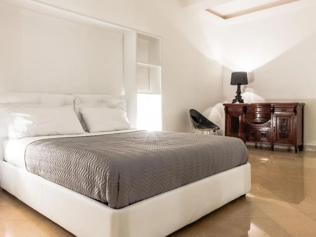 Room, Suite In Center, Palermo