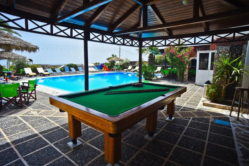 Sports and Entertainment, Holiday Beach Resort, Santorini