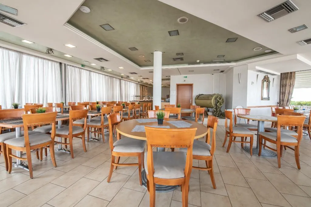 Restaurant, Golden City, Athens