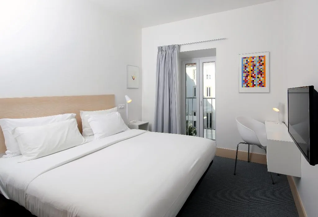 Room STANDARD Room, Hotel Convento do Salvador, Lisbon