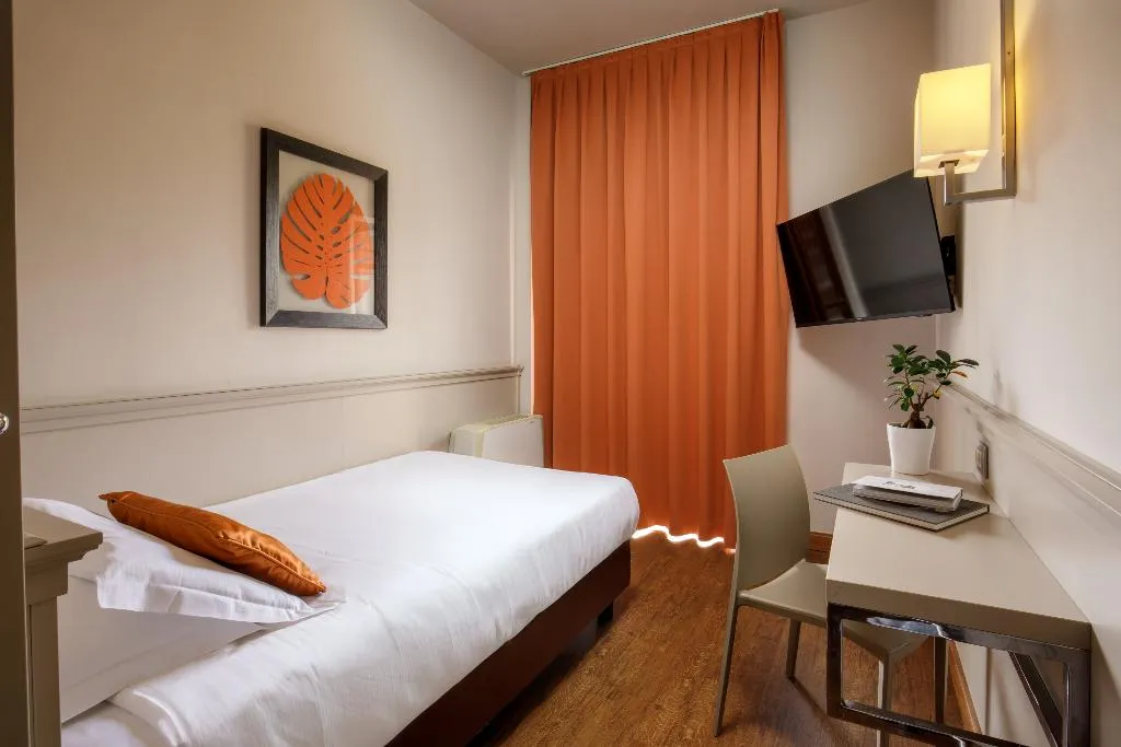 SINGLE STANDARD Room, Grand Hotel Fleming, Rome