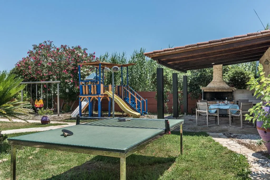 Sports and Entertainment, Daphnis Villas, Crete