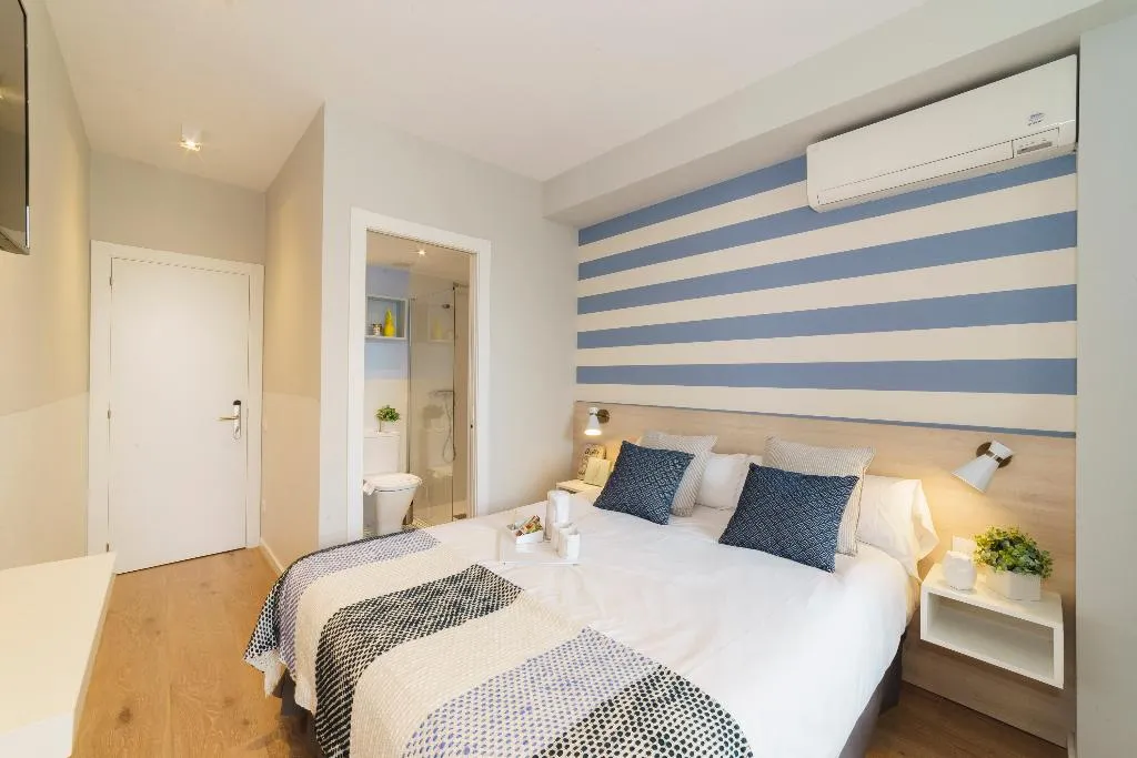 Room, House by pillow, Barcelona
