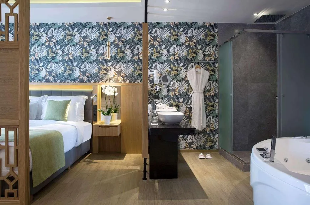 VILLA STANDARD Room, Dolce Attica Riviera, Athens