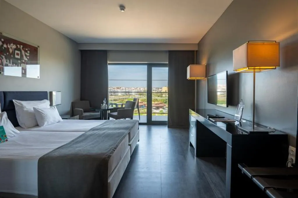 TWIN SEA VIEW Room, Vila Gale Lagos, Algarve