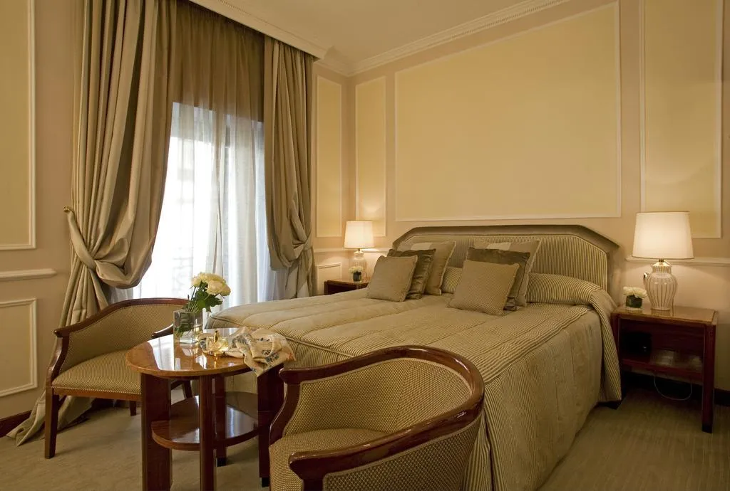Room, Baglioni Hotel Regina, Rome