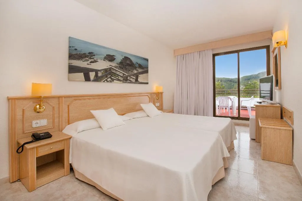 DOUBLE STANDARD Room, Hotel Galeon, Ibiza