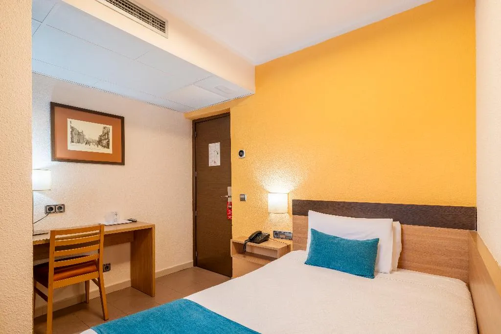 SINGLE STANDARD Room, Ballesta, Madrid