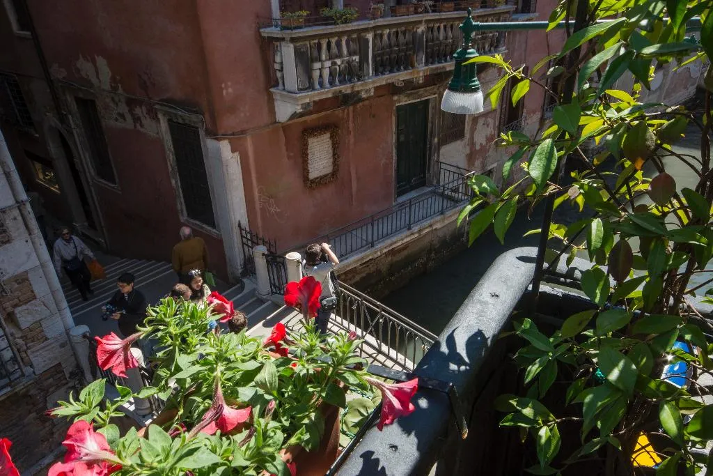 Terrace, Becher, Venice