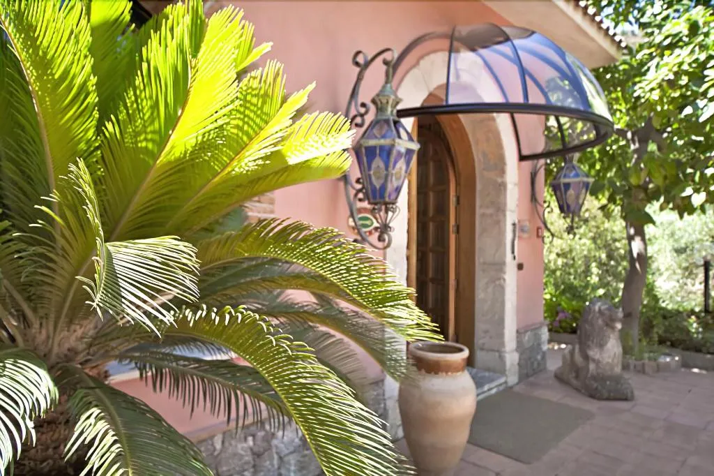General view, Villa Sirina, Taormina