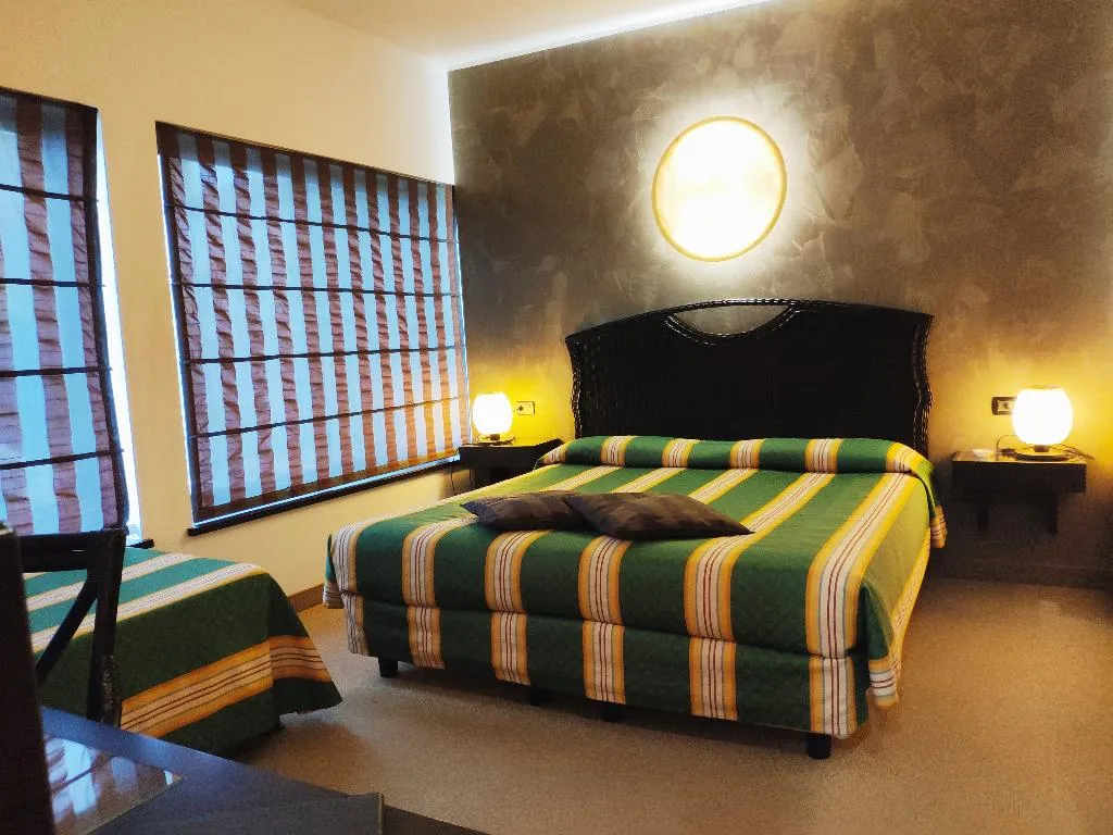 TRIPLE STANDARD Room, Hotel Feel Inn Venice Airport Rooms, Venice
