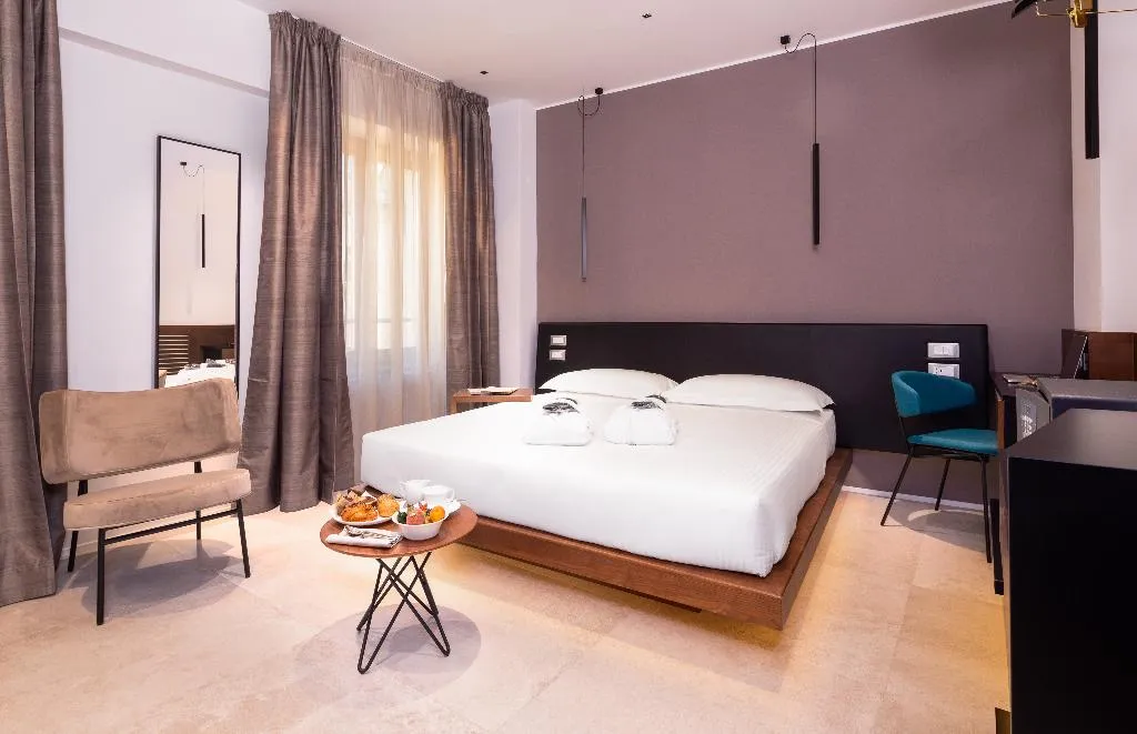 DOUBLE SINGLE USE SUPERIOR ONE BEDROOM Room, The Corner Duomo Hotel, Naples