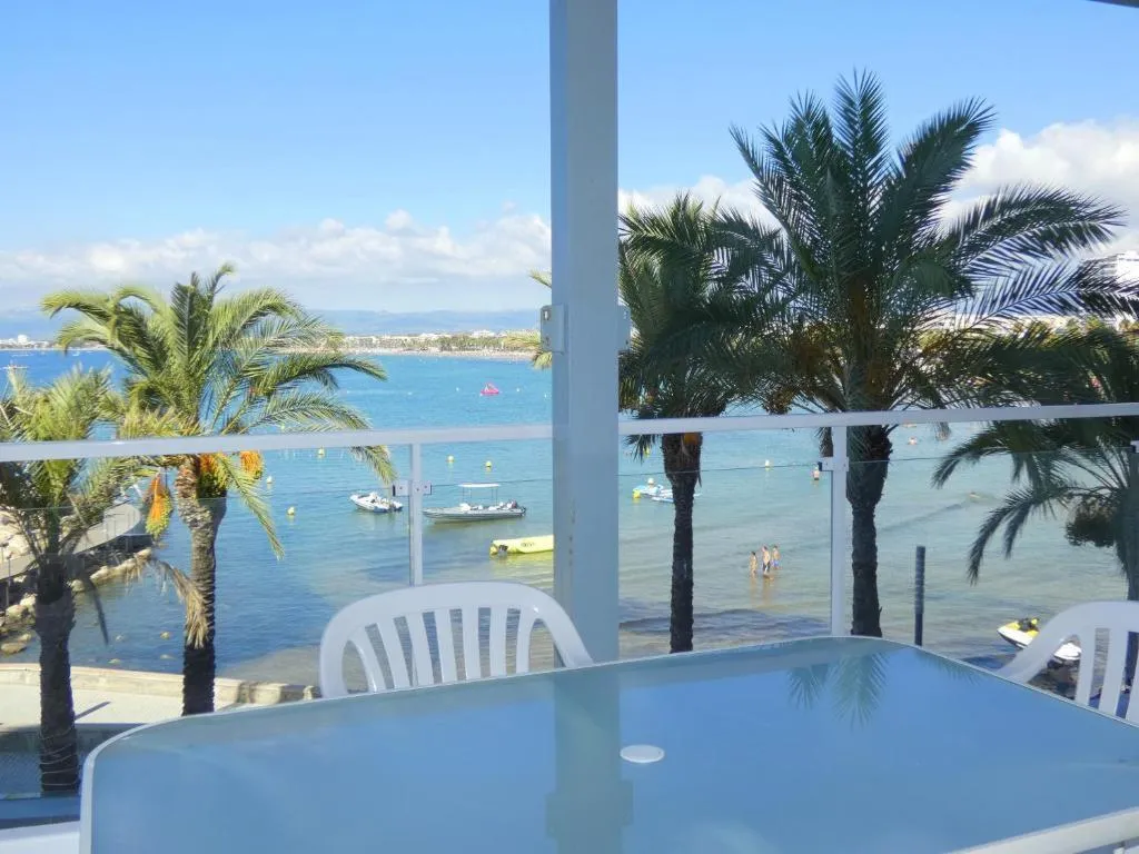 Terrace, Rentalmar Family Acantilados, Costa Dorada