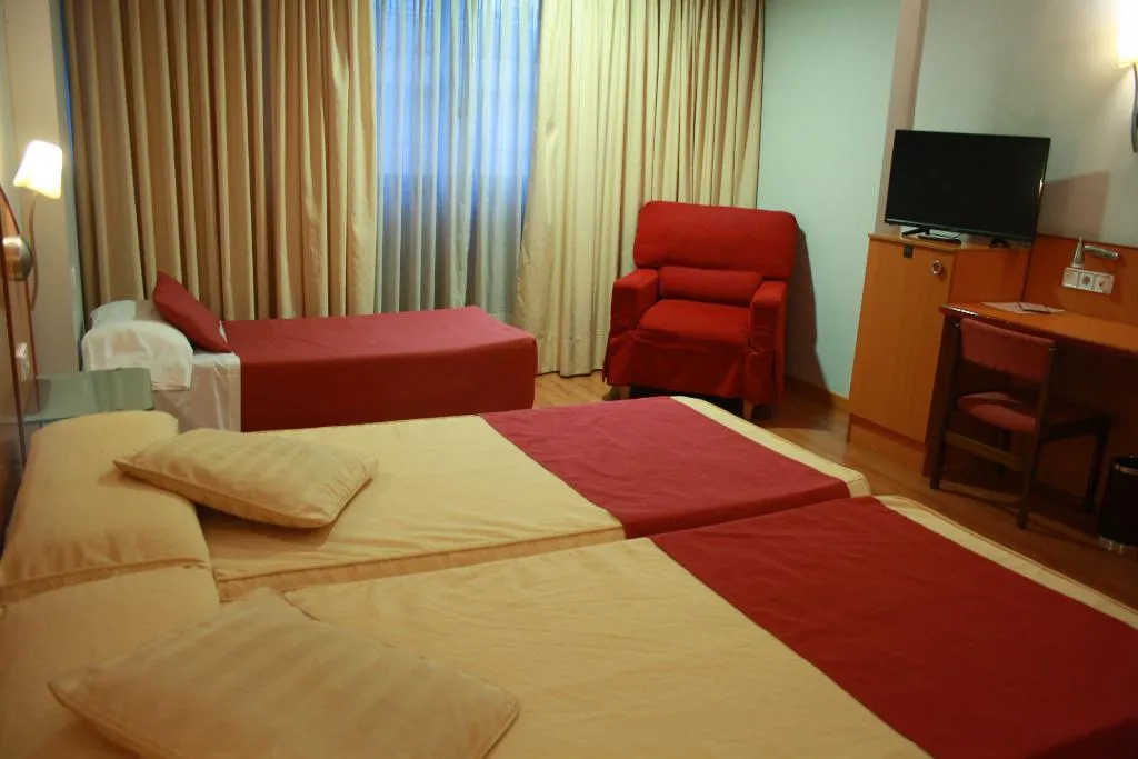 TRIPLE STANDARD Room, Hotel Reconquista, Costa Blanca