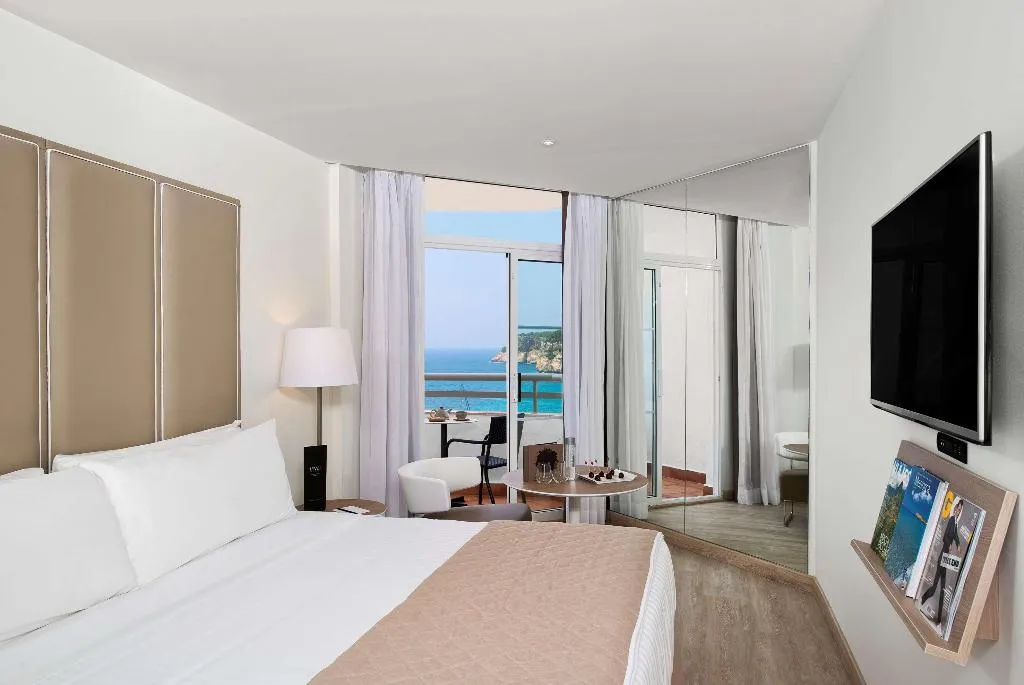 Room, Meliá Cala Galdana, Menorca