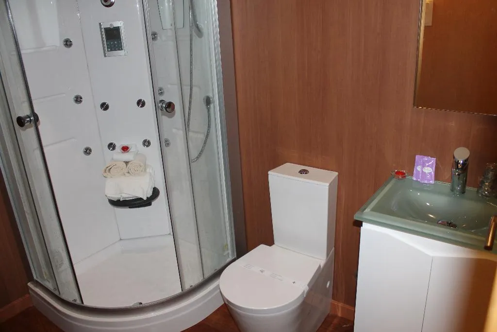STUDIO ONE BED Room, Monte Carlo Love Porto, Porto