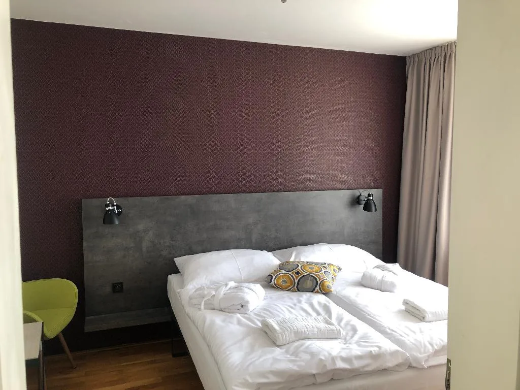 STUDIO STANDARD Room, EA ApartHotel Melantrich, Prague