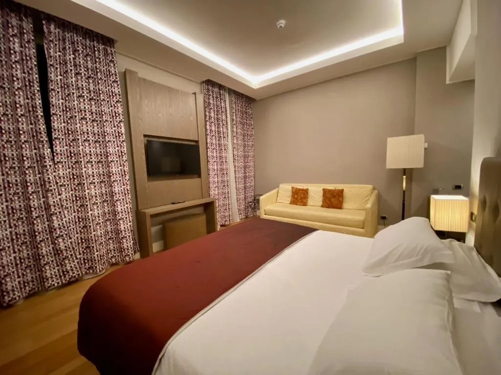 DOUBLE SINGLE USE SUPERIOR Room, Delle Nazioni, Rome