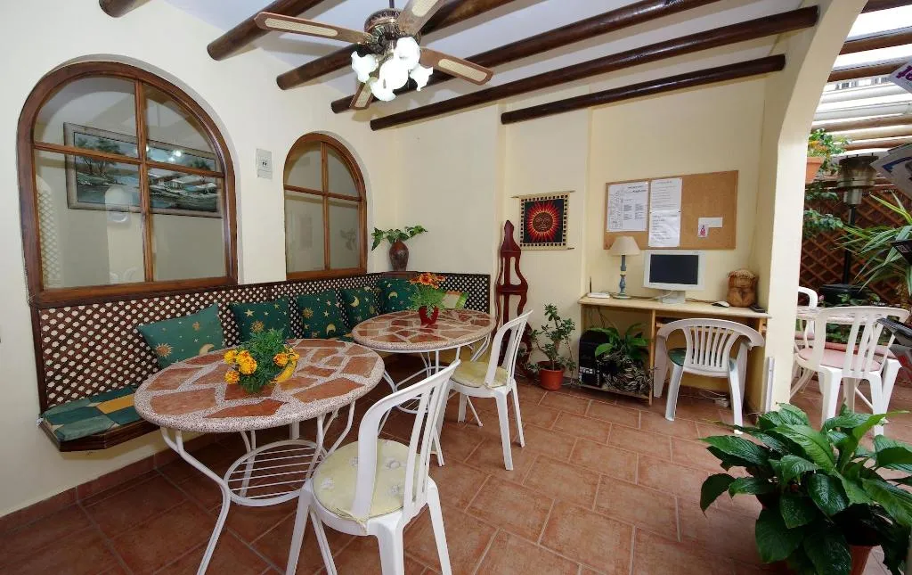 Restaurant, Hostal Azahara Nerja, Costa Del Sol