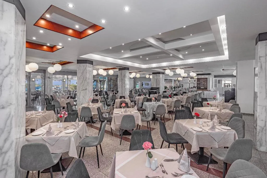 Restaurant, Virginia Family Resort, Rhodes