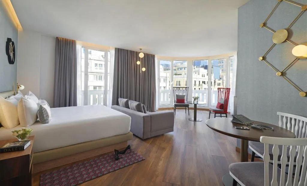 Room, Hyatt Centric Gran Via Madrid, Madrid
