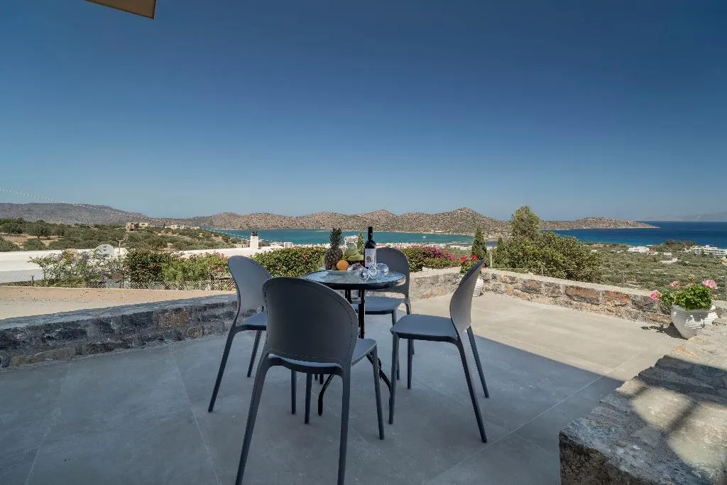 Double or Twin PREMIUM Room, Elounda Residence Resort & Waterpark, Crete