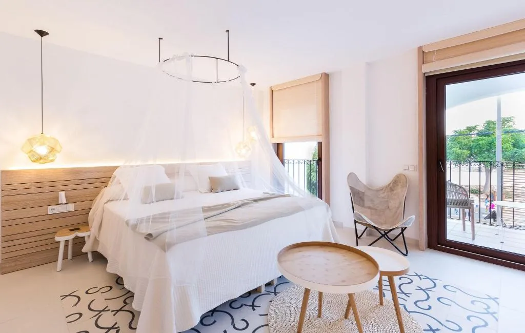 Room, Gatzara Suites Santa Gertrudis, Ibiza