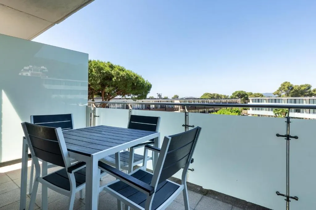 APARTMENT ECONOMY Room, Comtat Sant Jordi, Costa Brava