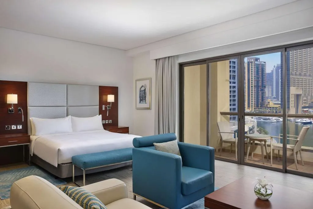 JUNIOR SUITE KING SIZE BED Room, Hilton Dubai The Walk, Dubai