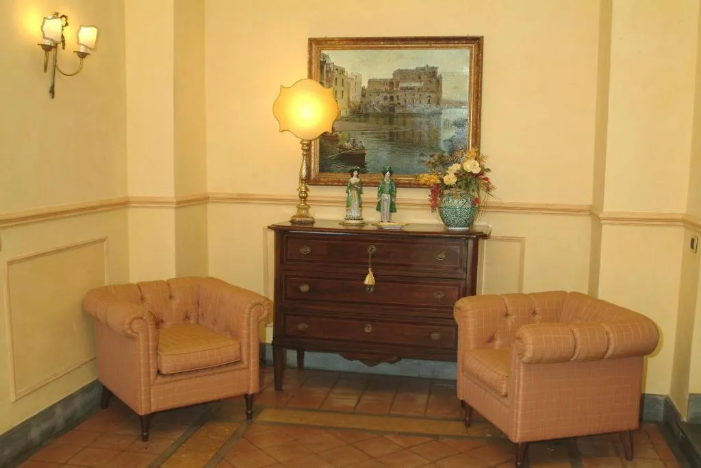 Lobby, La Ville, Catania