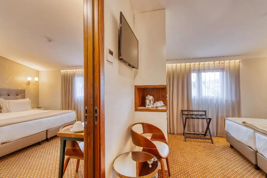 FAMILY ROOM STANDARD Room, Hotel Lis Batalha, Porto