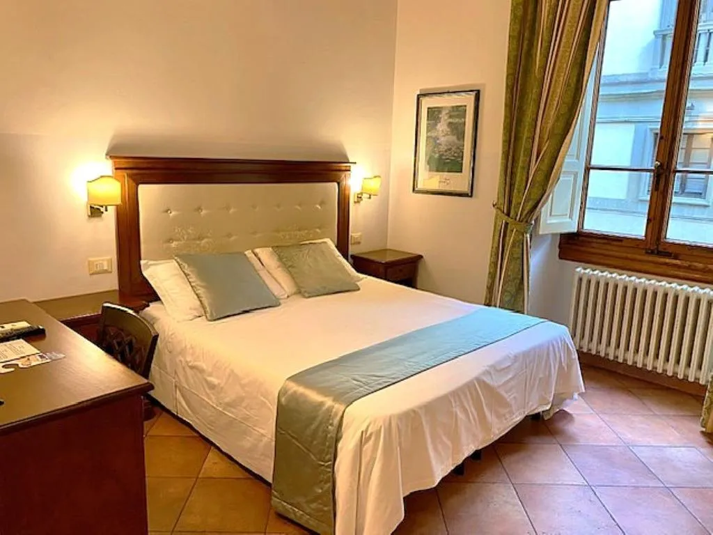 Double or Twin STANDARD Room, Cimabue, Florence