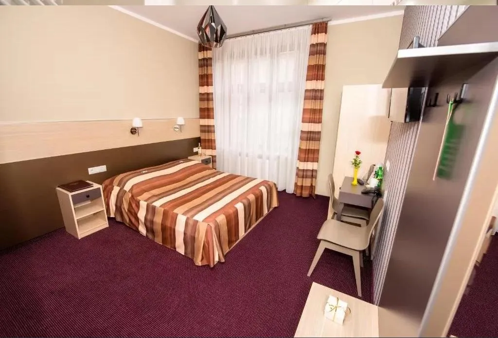 DOUBLE STANDARD Room, Kazimierz II, Krakow