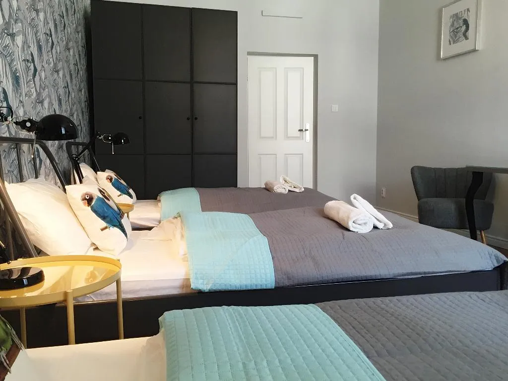 APARTMENT CAPACITY 4 TWO BEDROOMS Room, Old Town Apartments Krupnicza, Krakow