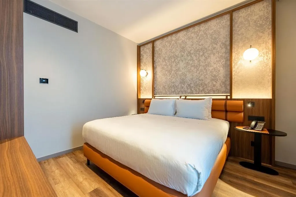 Room, Picciolo Etna Golf Resort & Spa, Curio Collection, Catania
