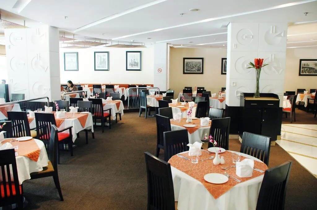 Restaurant, Avenue Hotel, Dubai