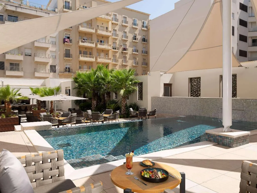 Pool, Novotel Tunis Lac, Tunisia