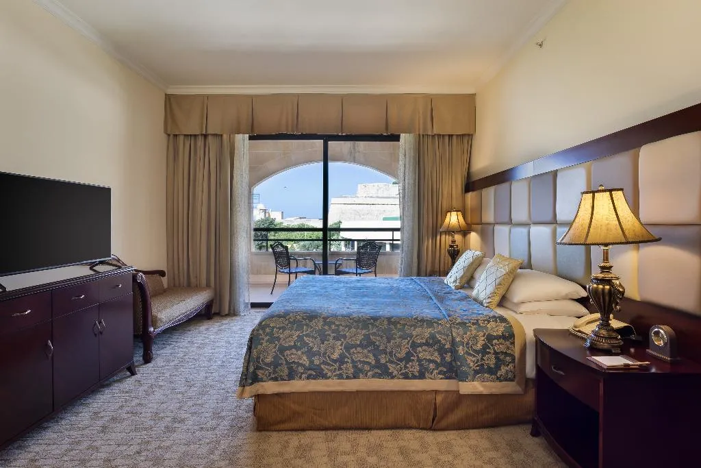 SUITE SEA VIEW WITH TERRACE Room, Grand Hotel Excelsior, Malta