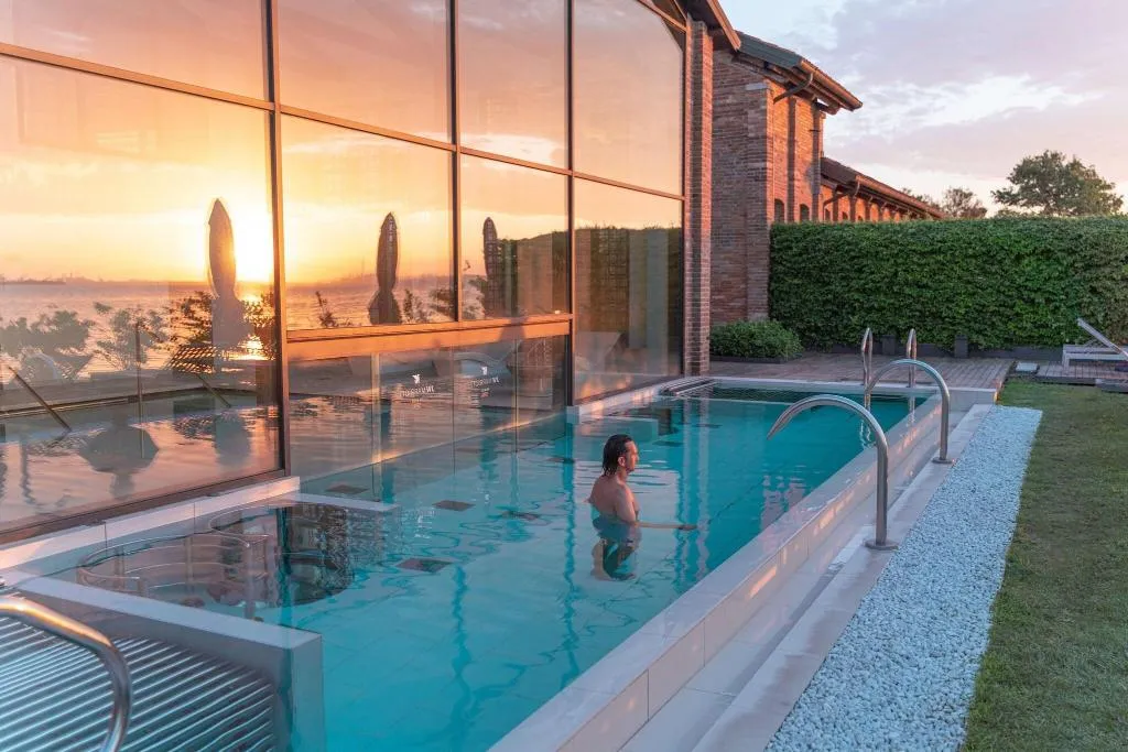 Pool, JW Venice, Venice