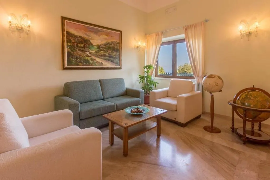 Room, Brancamaria, Olbia